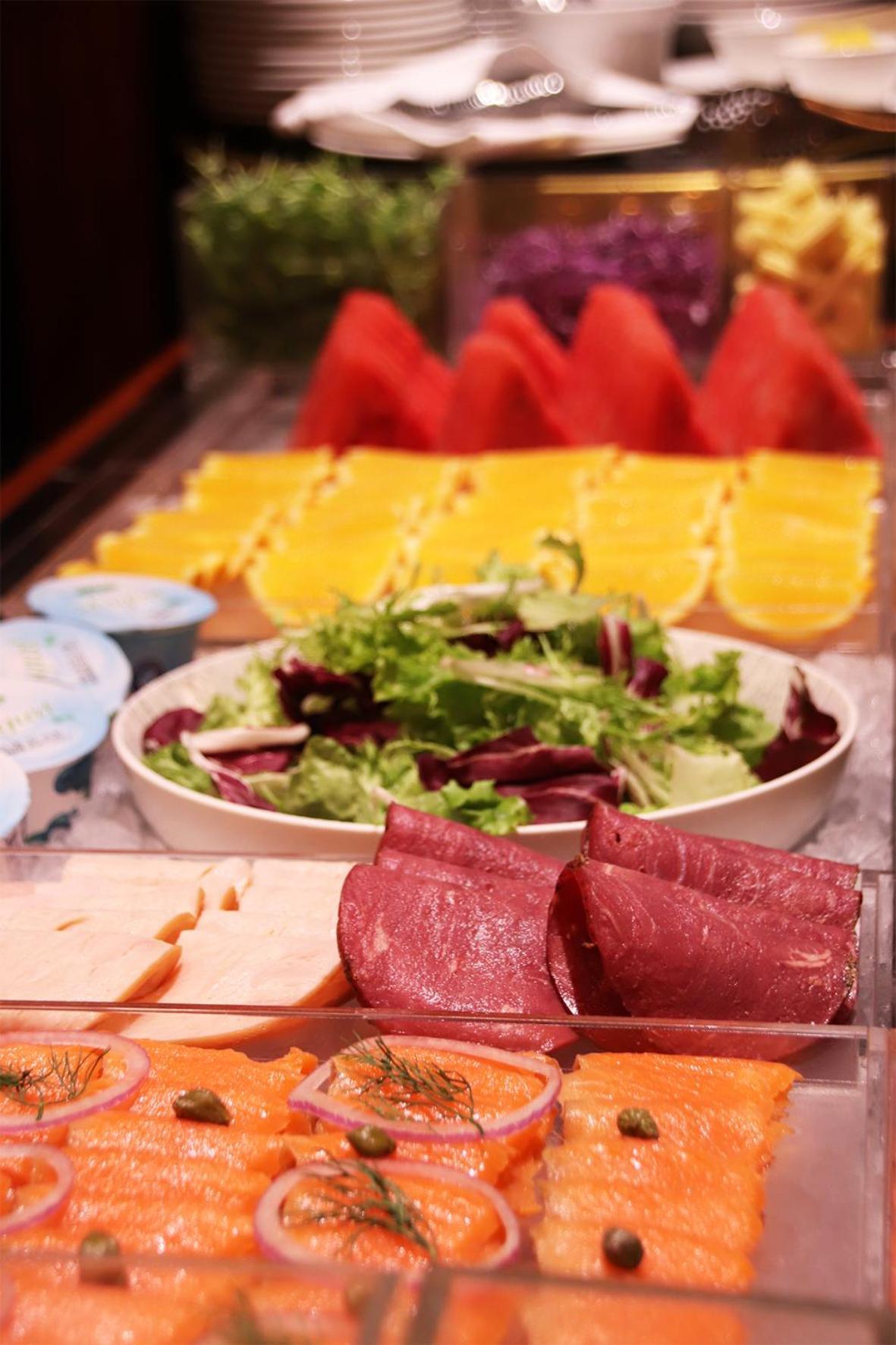 מלון The Landis טאיפיי מראה חיצוני תמונה A salad with watermelon
