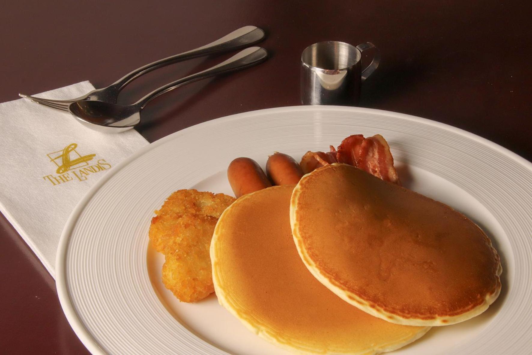 מלון The Landis טאיפיי מראה חיצוני תמונה A plate of pancakes