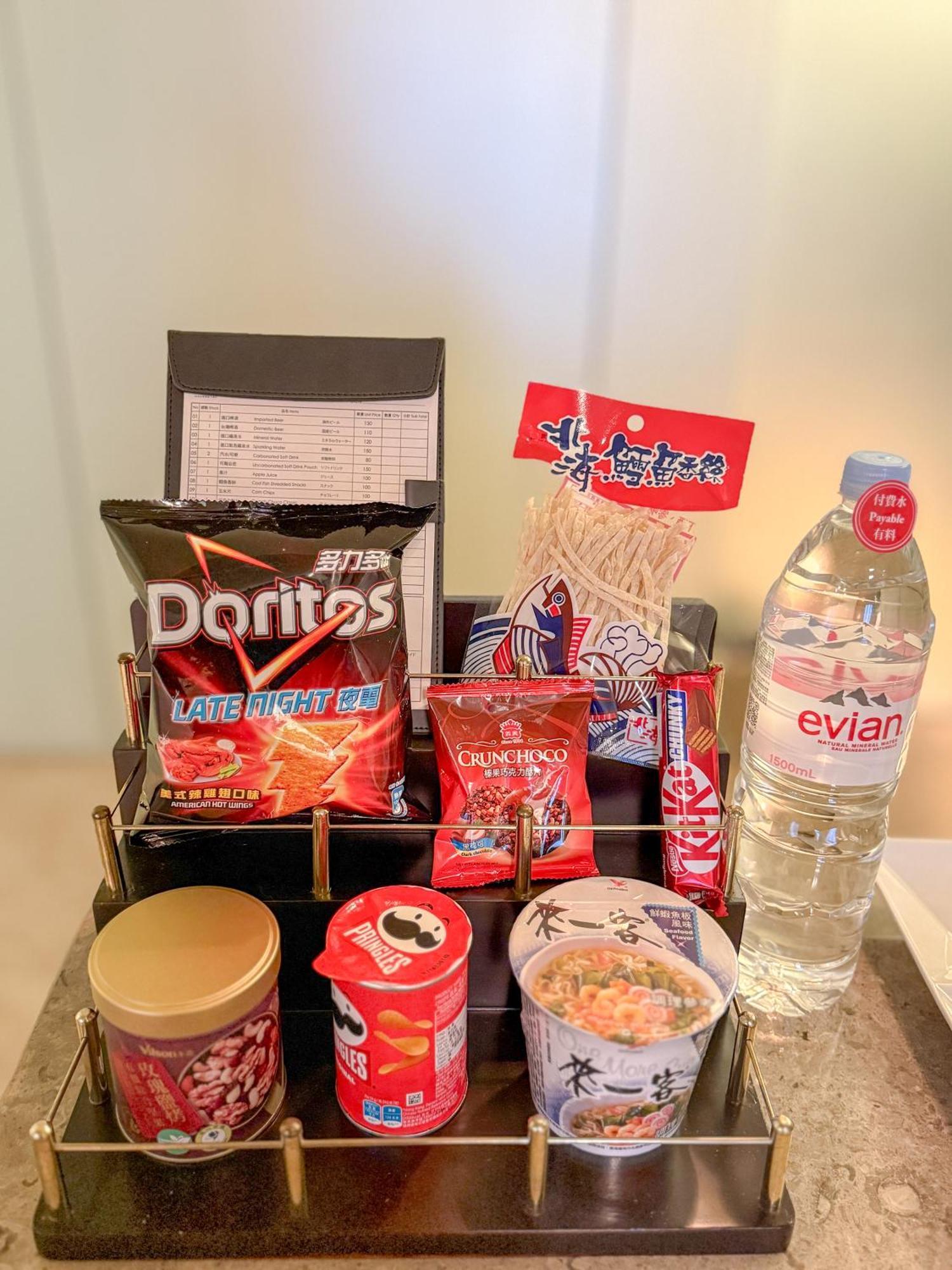 מלון The Landis טאיפיי מראה חיצוני תמונה A room service tray